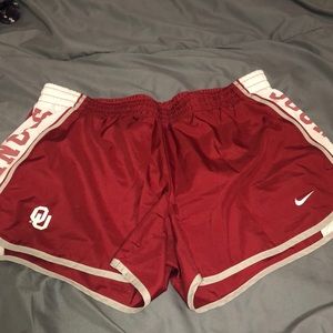 Nike dri fit Oklahoma Sooners ou shorts sz large